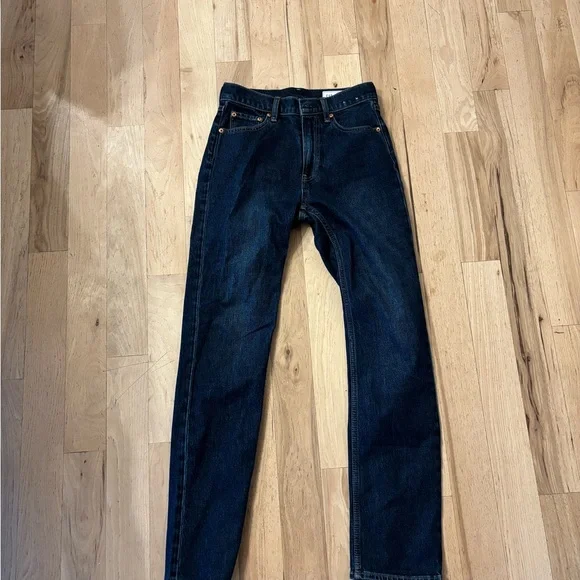 GAP High Rise Denim Jeans - Picture 2 of 3